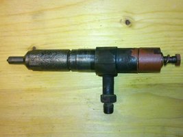 Einspritzventil_Zetor_5011_00.jpg Einspritzventil_Zetor_5011_00.jpg