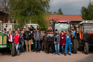 Gruppenbild.jpg Gruppenbild.jpg