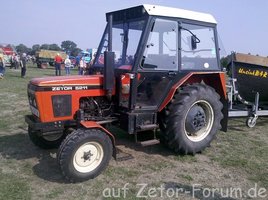 Strenzfeld_Zetor5211_01.jpg Strenzfeld_Zetor5211_01.jpg