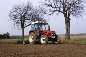 10_Zetor 4340.jpg 10_Zetor 4340.jpg