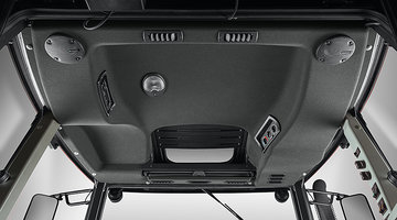 zt-crystal-160-cabin-ceiling.jpg