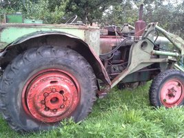 traktor 002 (2).jpg