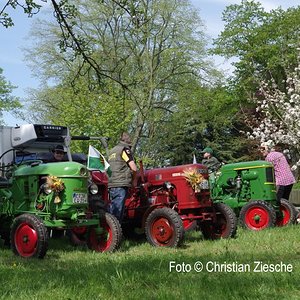 Im Schleppergarten standen neben Fendt, MAN und Stock auch diese Deutz und der Fahr