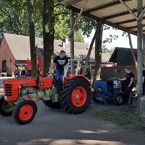 Hoffest in Dorsten 2019 - Zetor 4011 an der Motorbremse - YouTube