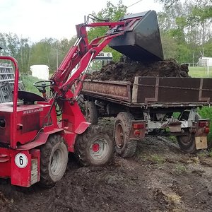 Beladen mit Weidemann
