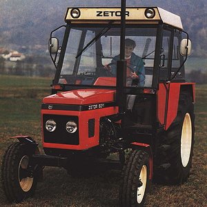 zetor_6211.jpg