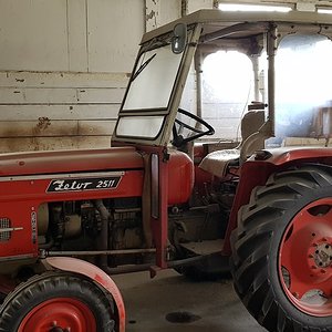 zetor2511.jpg