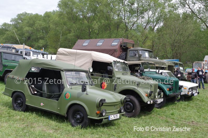 Trabant 601 A neben GAZ 69 und Lada 2106