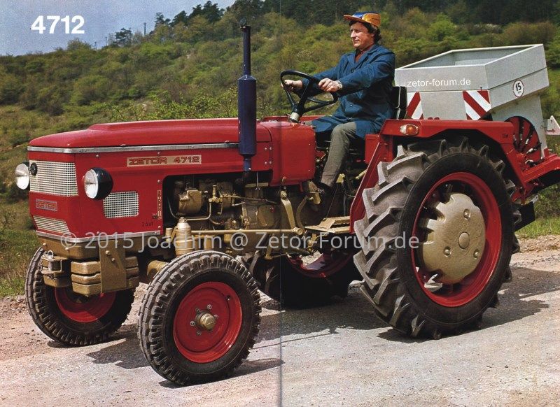 zetor_4712.jpg